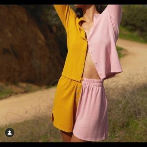 DONNI. two-tone short, size M